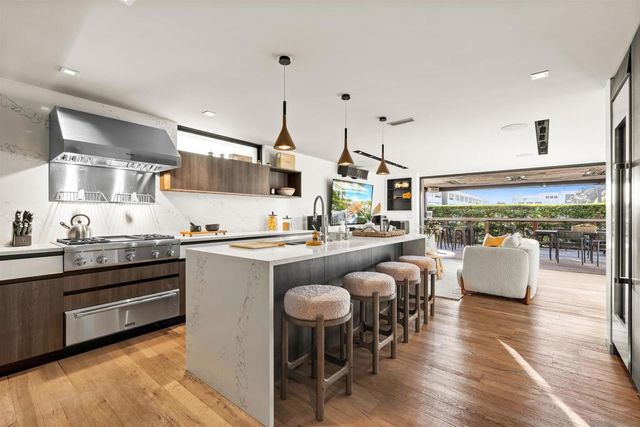 1715 17 Coast Blvd, Del Mar, CA 92014