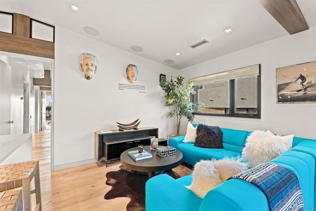 1715 17 Coast Blvd, Del Mar, CA 92014