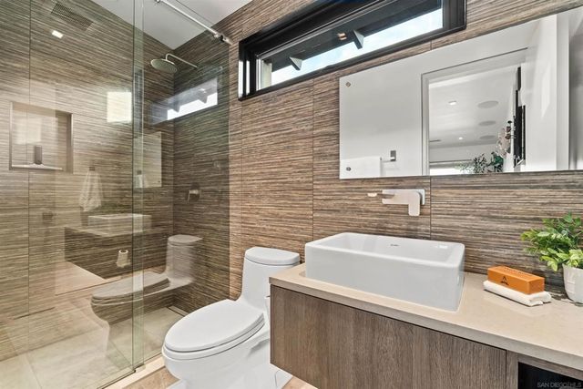 1715 17 Coast Blvd, Del Mar, CA 92014