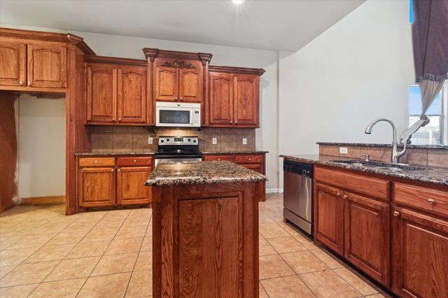 1206 Antoinette Drive, Princeton, TX 75407