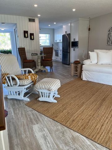 18081 SE Country Club Drive 293, Jupiter, FL 33469