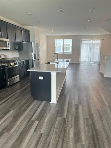 1601 Albany Street 1601, Grayslake, IL 60030