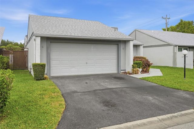 18441 ORANGECREST COURT, Lehigh Acres, FL 33936