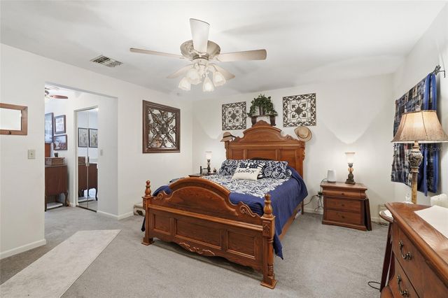 18441 ORANGECREST COURT, Lehigh Acres, FL 33936