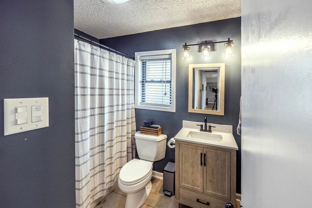 313 Louis Dr, Houma, LA 70364
