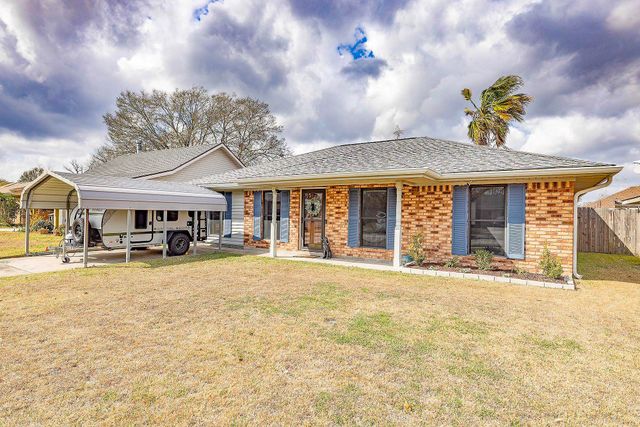 313 Louis Dr, Houma, LA 70364