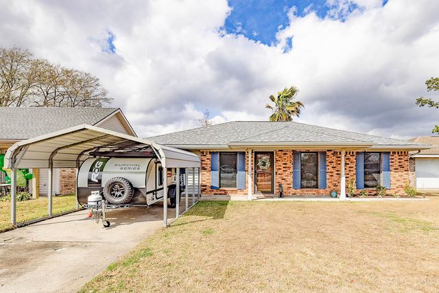 313 Louis Dr, Houma, LA 70364