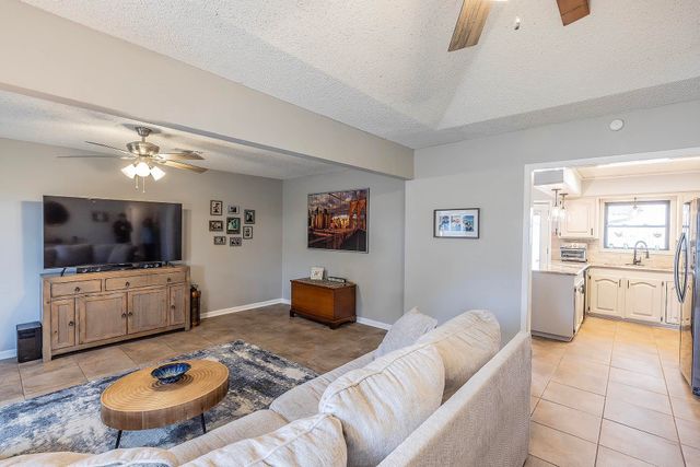 313 Louis Dr, Houma, LA 70364
