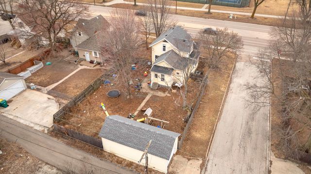 565 E Norris Drive, Ottawa, IL 61350