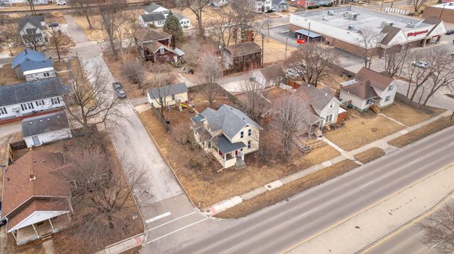 565 E Norris Drive, Ottawa, IL 61350