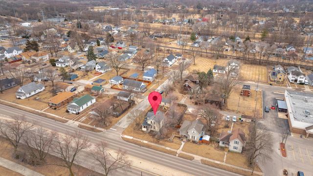 565 E Norris Drive, Ottawa, IL 61350