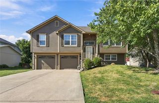 1520 SE 11th Street, Lee's Summit, MO 64081