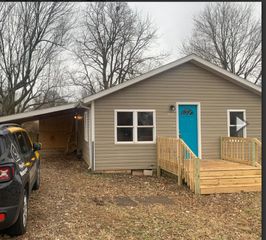 3242 West Page Street, Springfield, MO 65802