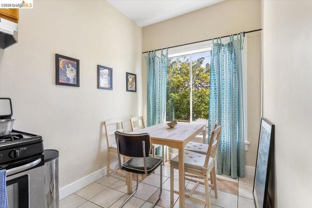 1036 60th Street, Oakland, CA 94608