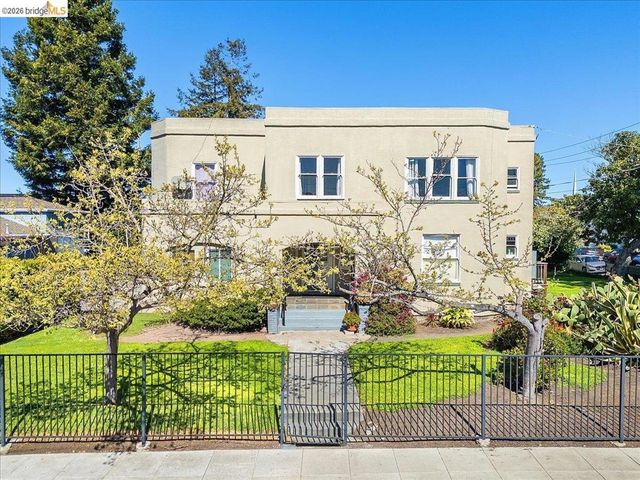 1036 60th Street, Oakland, CA 94608
