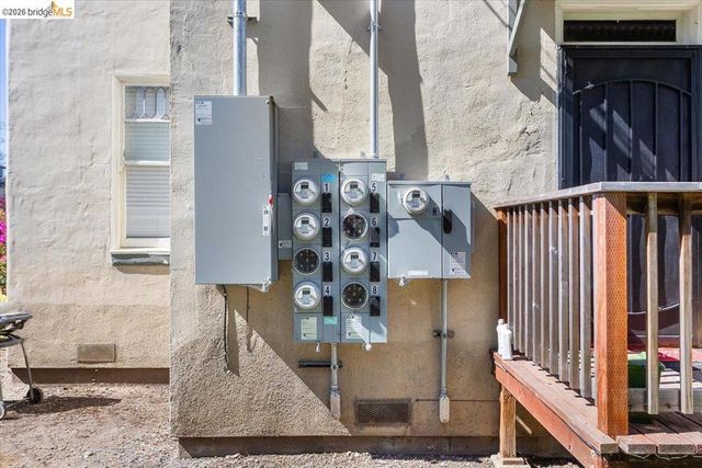 1036 60th Street, Oakland, CA 94608