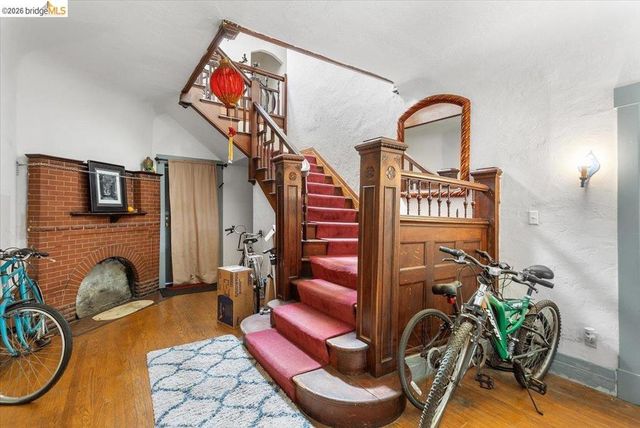 1036 60th Street, Oakland, CA 94608