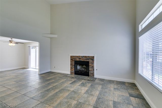 200 Luninborg Street, Henderson, NV 89074