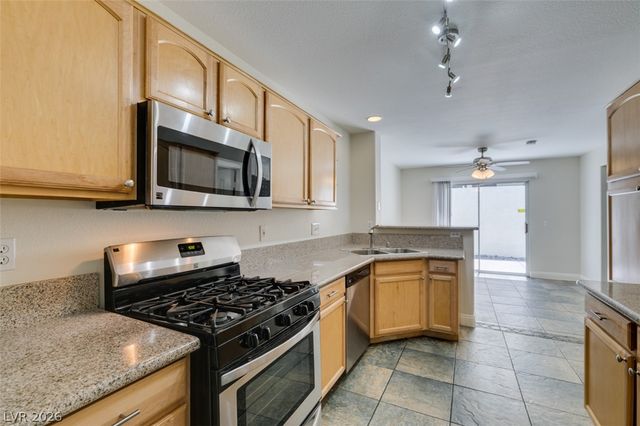 200 Luninborg Street, Henderson, NV 89074