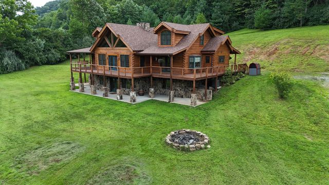 110 Dairy Farm Road, Manchester, KY 40962