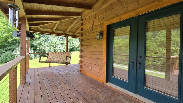 110 Dairy Farm Road, Manchester, KY 40962