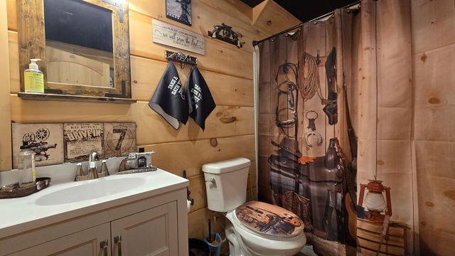 110 Dairy Farm Road, Manchester, KY 40962