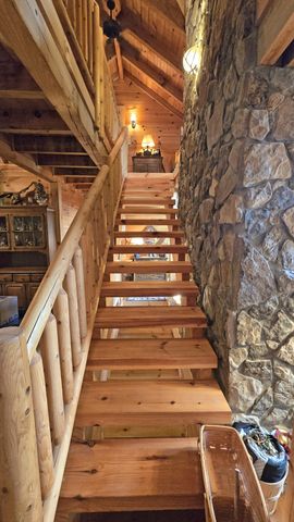 110 Dairy Farm Road, Manchester, KY 40962