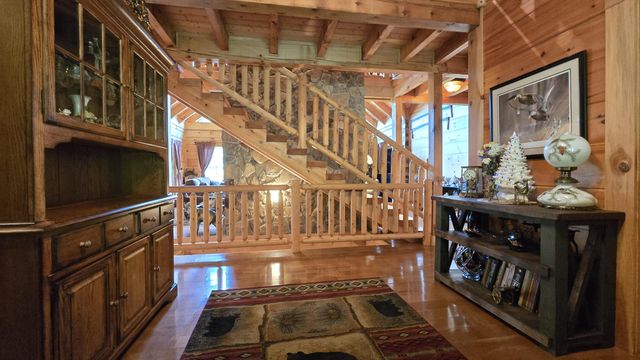 110 Dairy Farm Road, Manchester, KY 40962