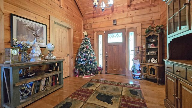 110 Dairy Farm Road, Manchester, KY 40962