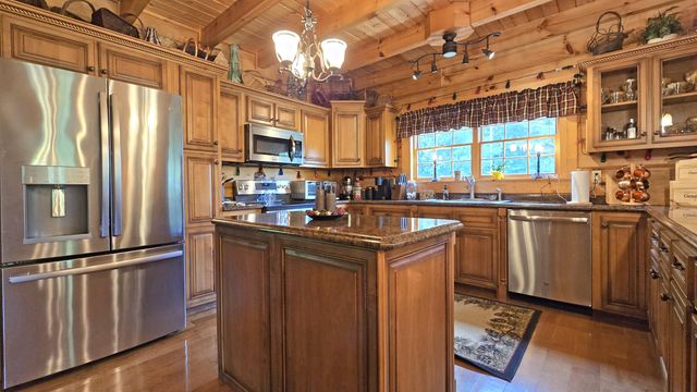 110 Dairy Farm Road, Manchester, KY 40962