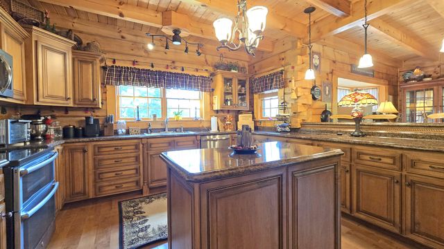 110 Dairy Farm Road, Manchester, KY 40962