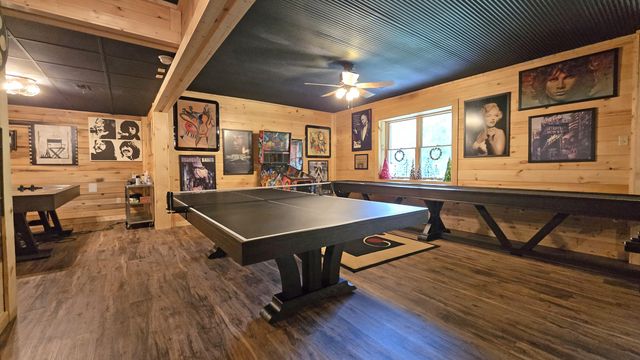 110 Dairy Farm Road, Manchester, KY 40962