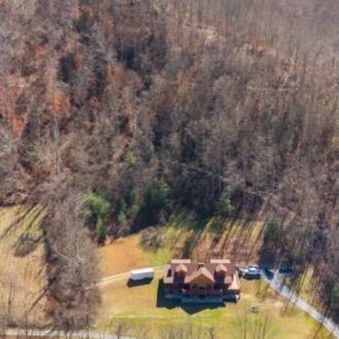 110 Dairy Farm Road, Manchester, KY 40962