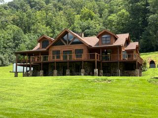 110 Dairy Farm Road, Manchester, KY 40962