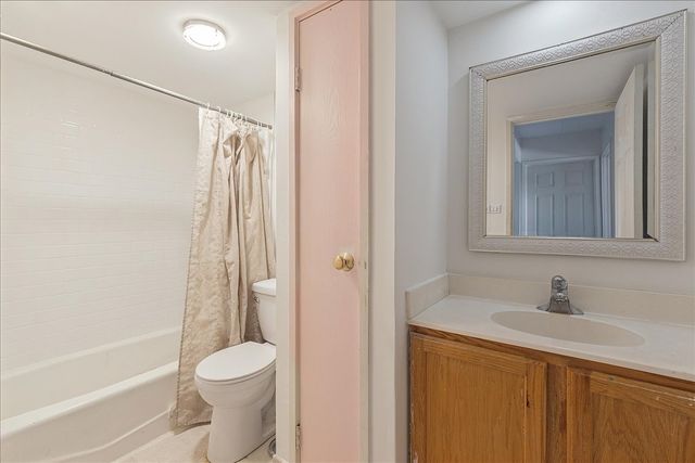 12850 Crestbrook Court 7, Crestwood, IL 60418