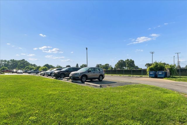 12850 Crestbrook Court 7, Crestwood, IL 60418
