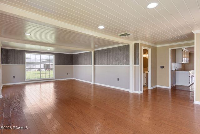 1405 Sycamore Street, New Iberia, LA 70560