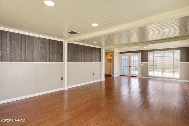 1405 Sycamore Street, New Iberia, LA 70560