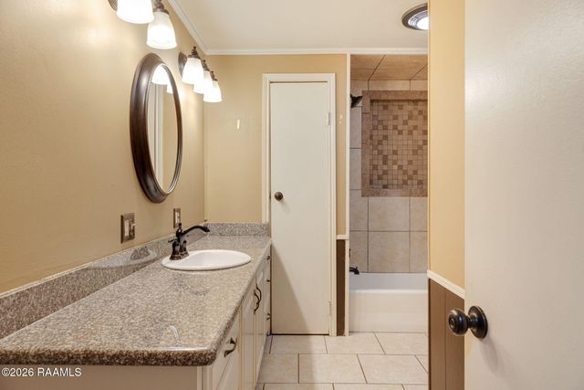 1405 Sycamore Street, New Iberia, LA 70560