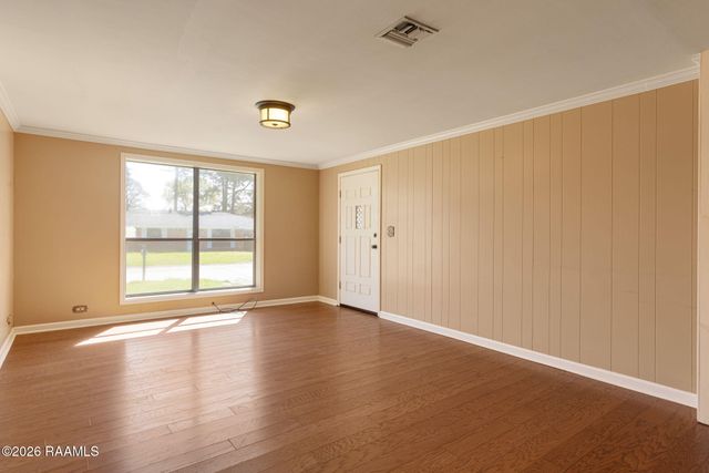 1405 Sycamore Street, New Iberia, LA 70560