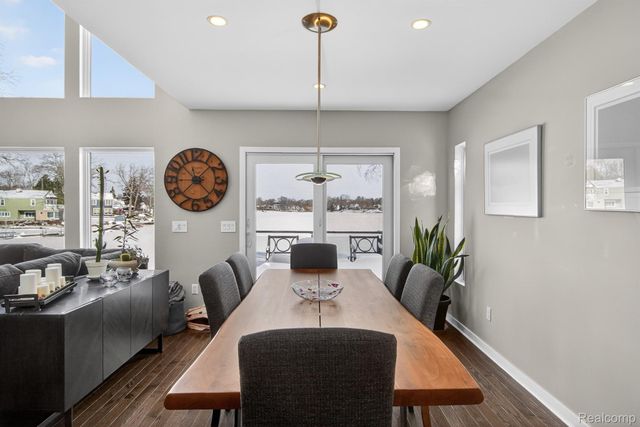 6780 Desmond Road, Waterford Charter Township, MI 48329