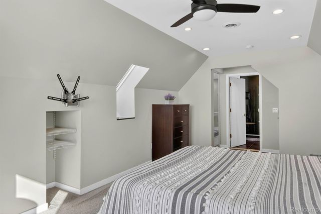 6780 Desmond Road, Waterford Charter Township, MI 48329