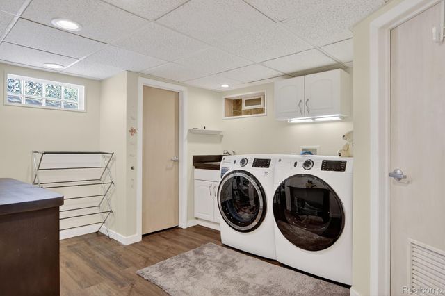 6780 Desmond Road, Waterford Charter Township, MI 48329