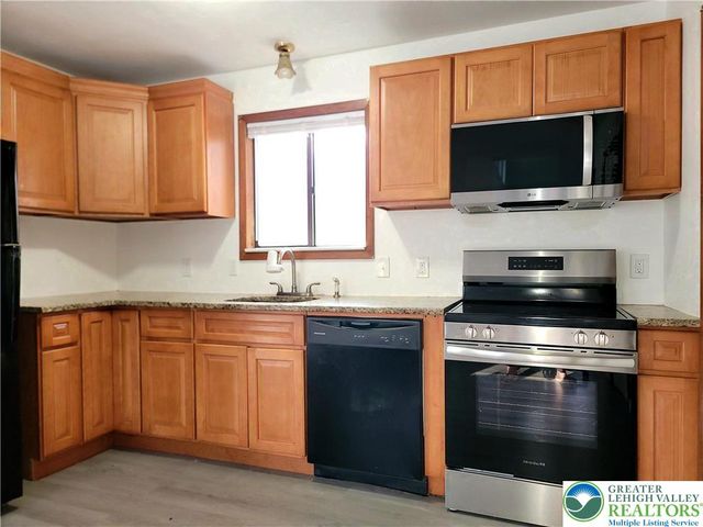 8382 GARDEN Drive, Coolbaugh Twp, PA 18466