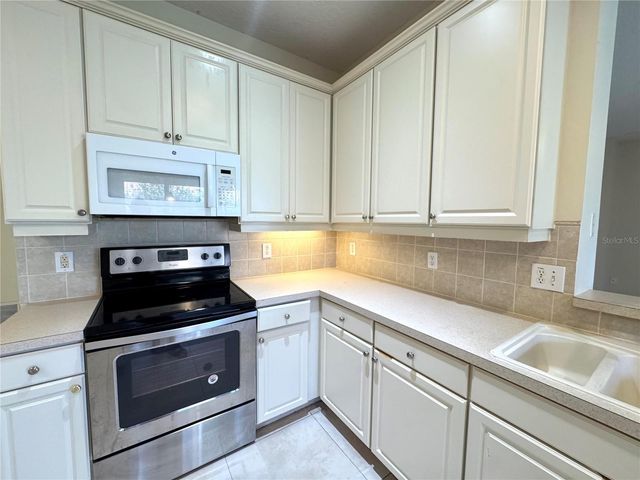 13521 OLD DOCK ROAD, Orlando, FL 32828