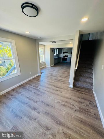 329 E BROAD ST, Millville, NJ 08332