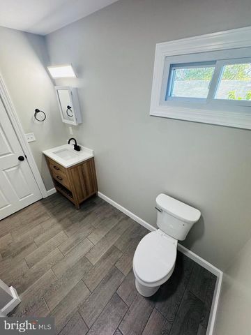 329 E BROAD ST, Millville, NJ 08332