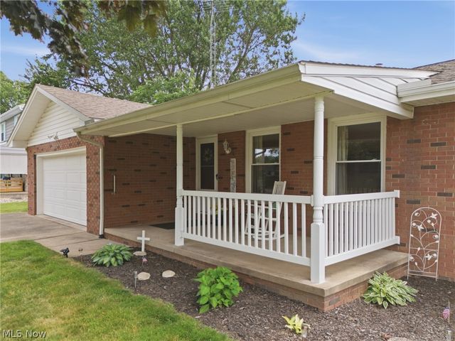 1708 Edmar Street, Louisville, OH 44641