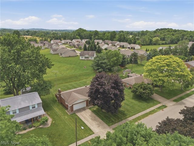 1708 Edmar Street, Louisville, OH 44641