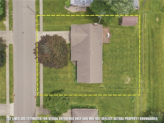 1708 Edmar Street, Louisville, OH 44641